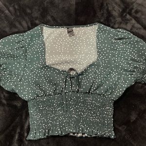 Ruffle trim shirred polka dot print top. Green. Shein. Large